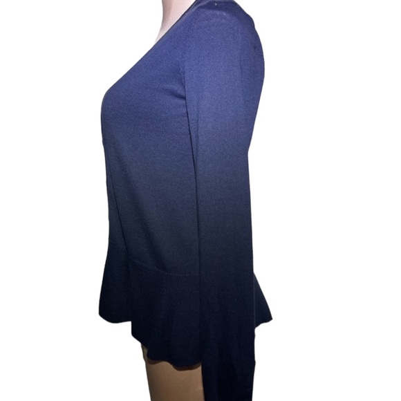 Lilly Pulitzer long sleeve navy cardigan with pearl buttons. Size XS - Picture 6 of 9